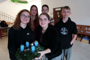 Adventkranzbinden 23 m.jpg