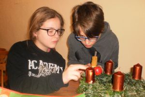 Adventkranzbinden 2017 _024.jpg