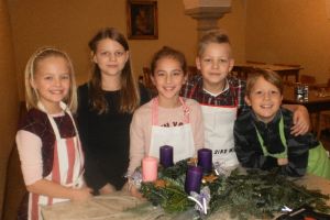 Adventkranzbinden 2017 _035.jpg