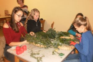 Adventkranzbinden 2017 _039.jpg