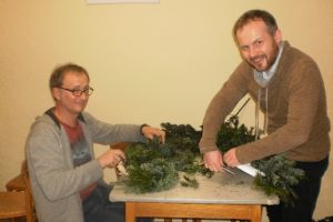 Adventkranzbinden 2017 _026.jpg