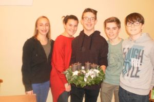 Adventkranzbinden 2017 _011.jpg