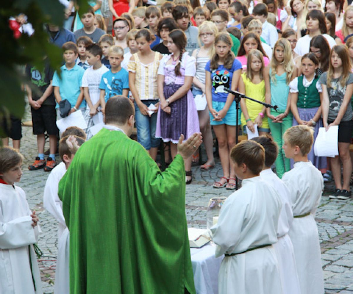 Schlussgottesdienst2012_09-2.jpg